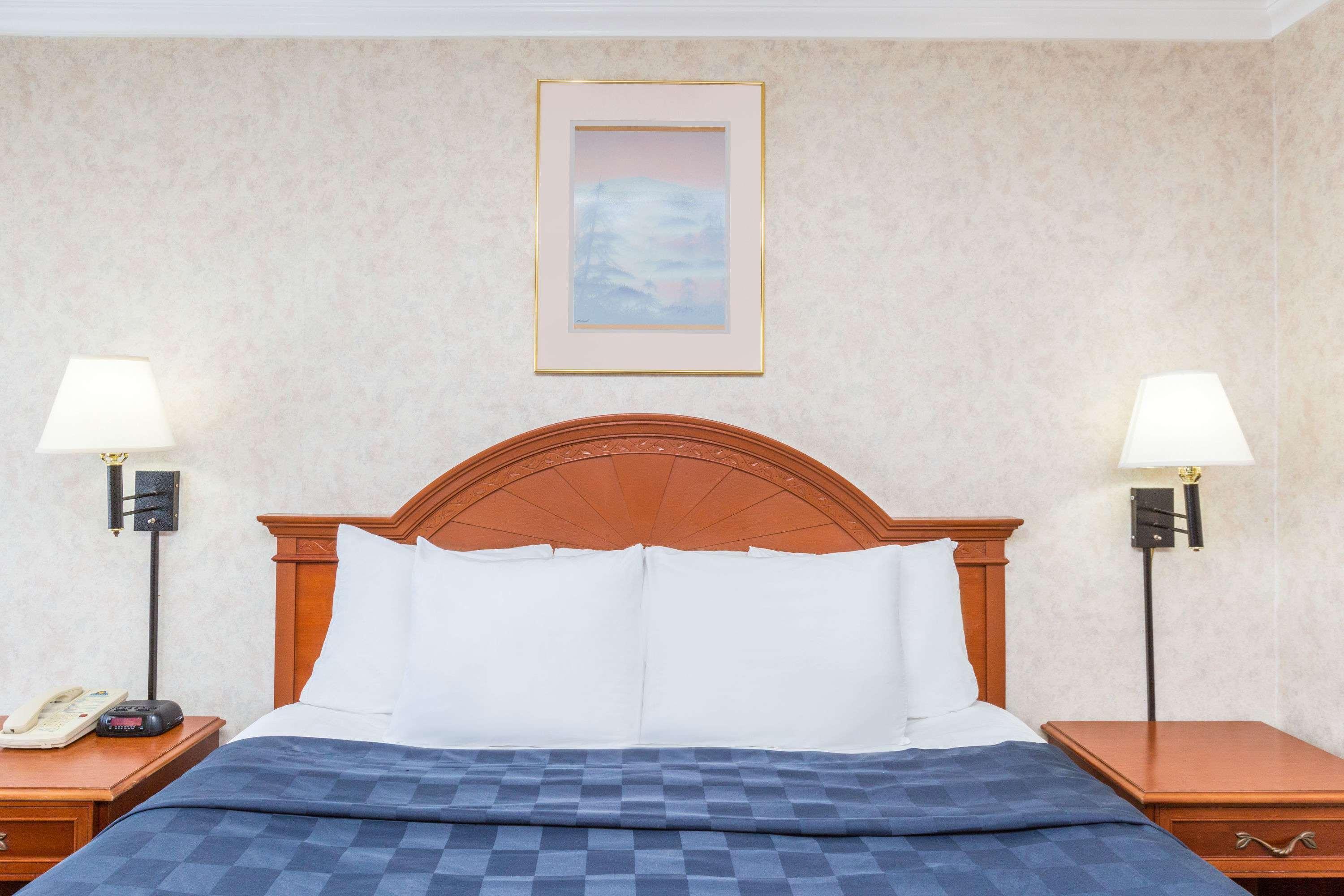 Hotel Days By Wyndham Angeles Lax/venicebch/marina Delray 2*