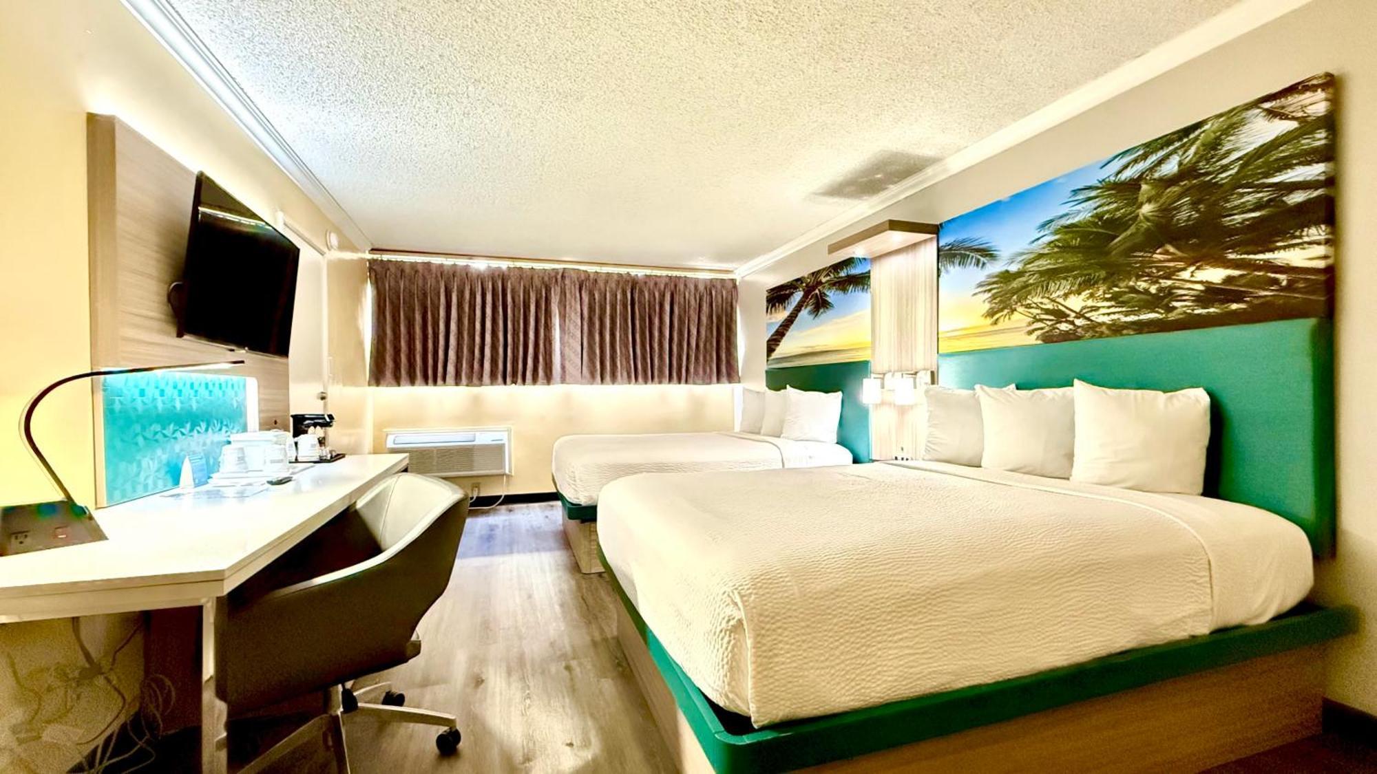 Days By Wyndham Angeles Lax/venicebch/marina Delray