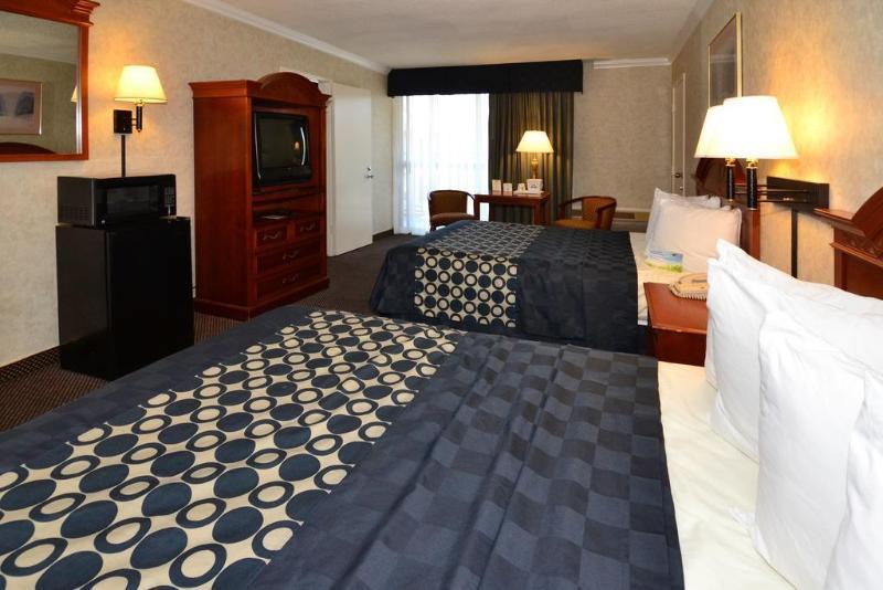 Days By Wyndham Angeles Lax/venicebch/marina Delray Hotel 2*