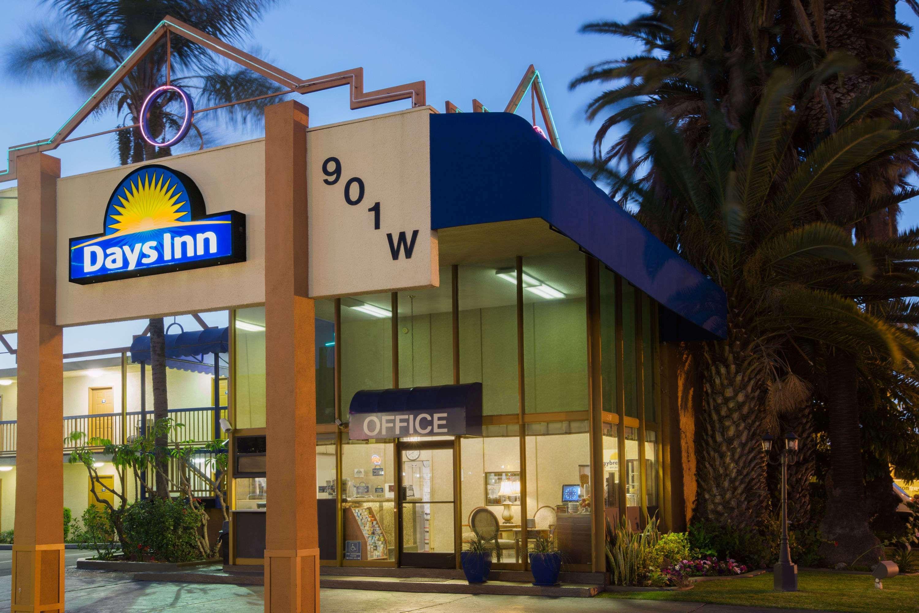 Days By Wyndham Angeles Lax/venicebch/marina Delray