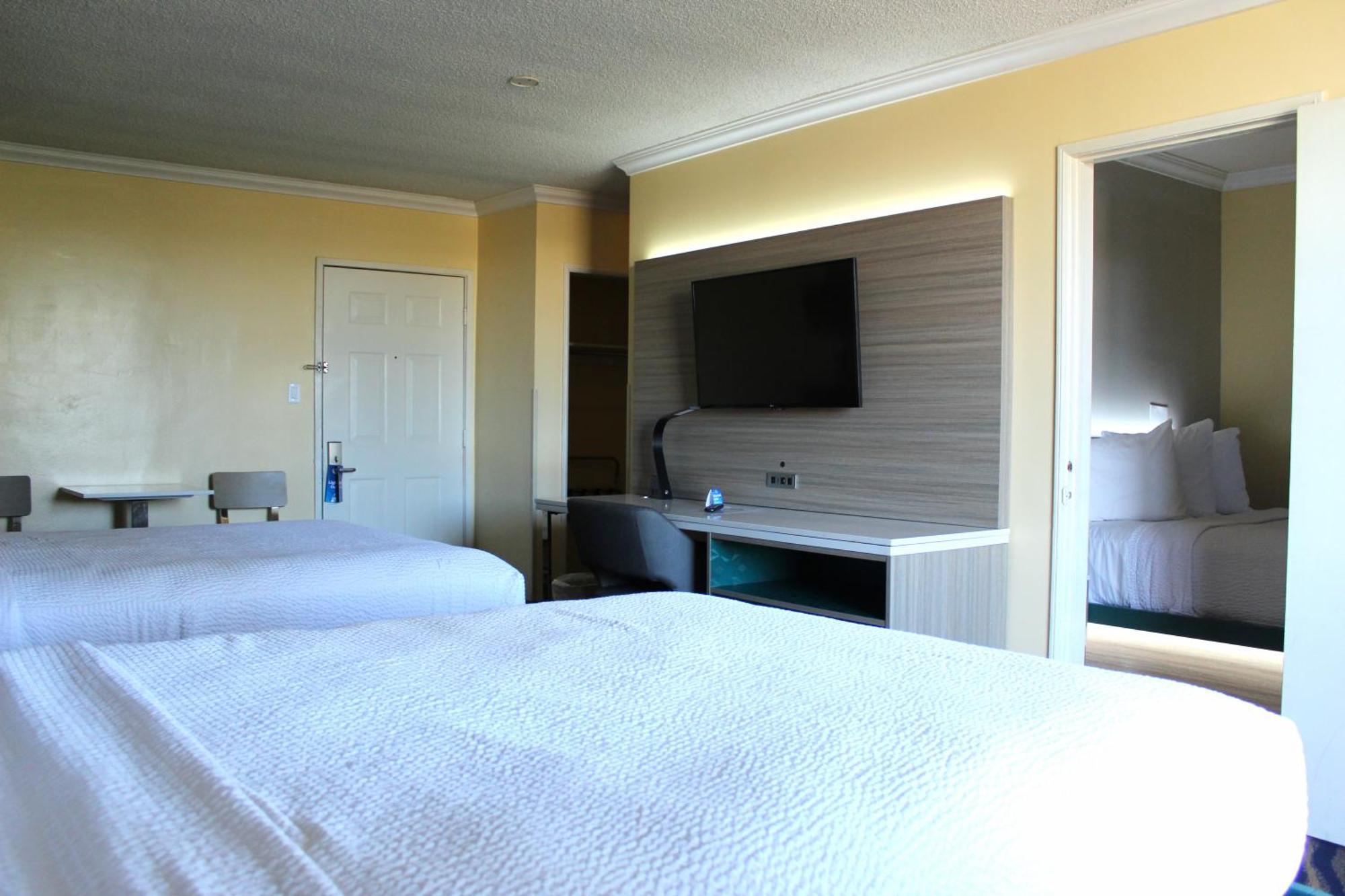 Days By Wyndham Angeles Lax/venicebch/marina Delray Hotel Inglewood