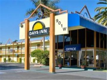 Hotel Days By Wyndham Angeles Lax/venicebch/marina Delray 2*